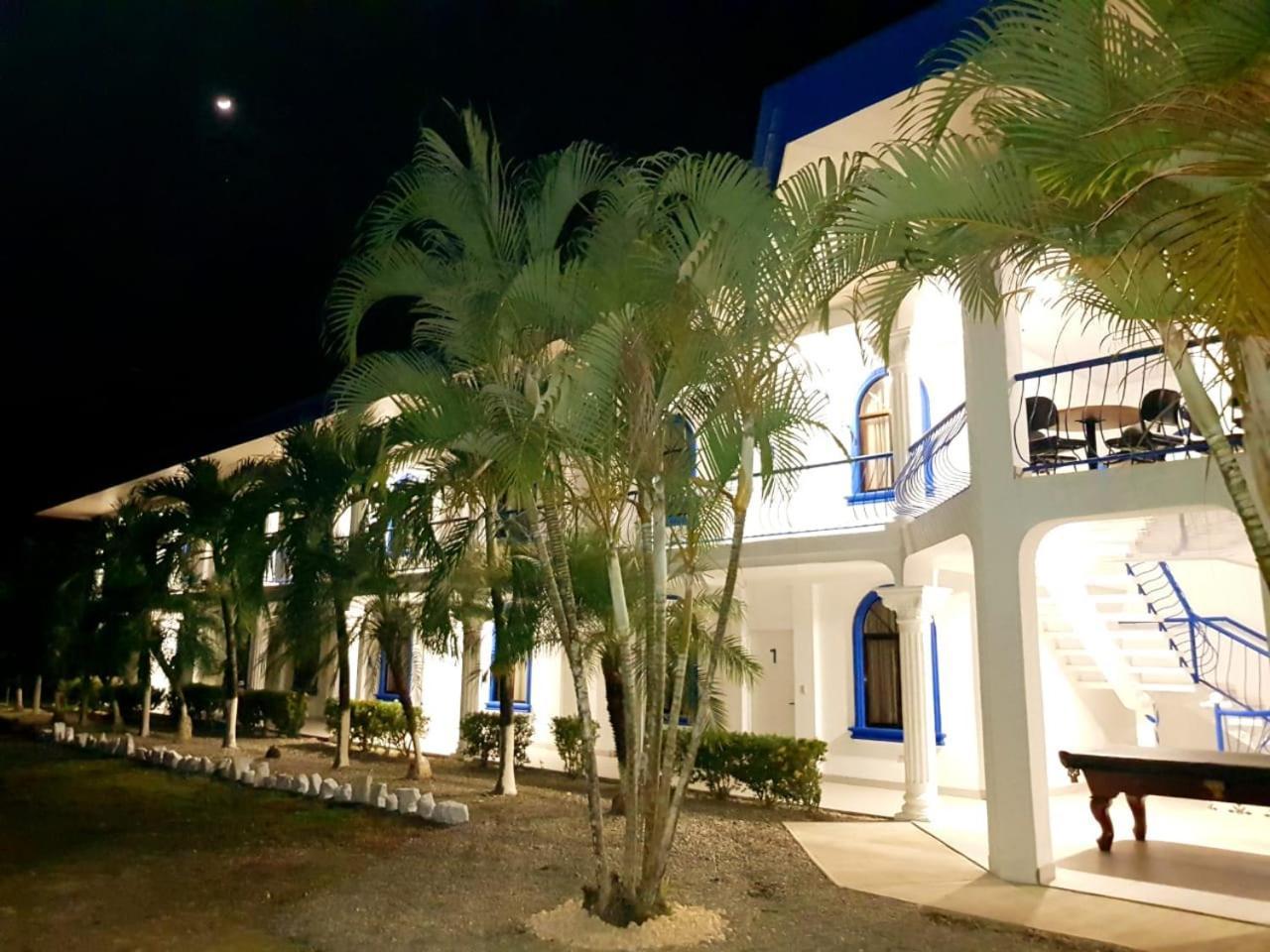 Las Palmas Hotel&Spa Ciudad Cortés Exterior foto